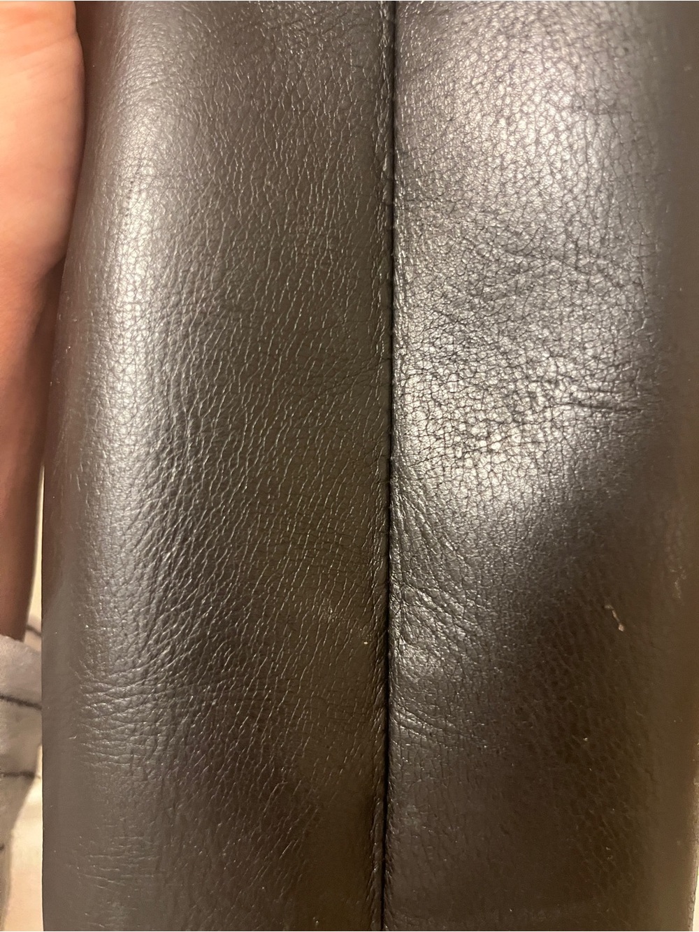Black Madewell 100% Leather Convertible Tote Bag - Picture 10 of 10